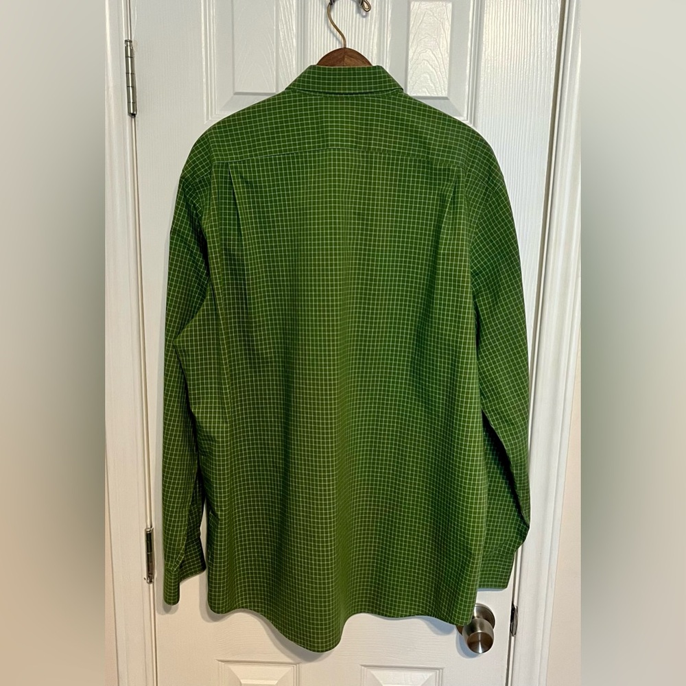 L.L. Bean Men's Green‎ Checkered Shirt - Picture 7 of 7